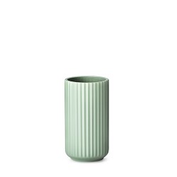 3020-lyngby-vasen-20-cm-mat-groen-porcelaen-500x500