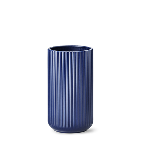 tilgivet Vred falme Lyngby vasen - Mat blå porcelæn 25 cm